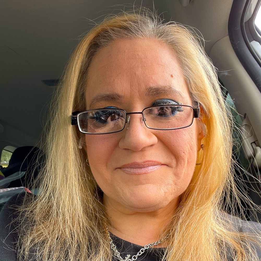 Meet your Posher, Gina